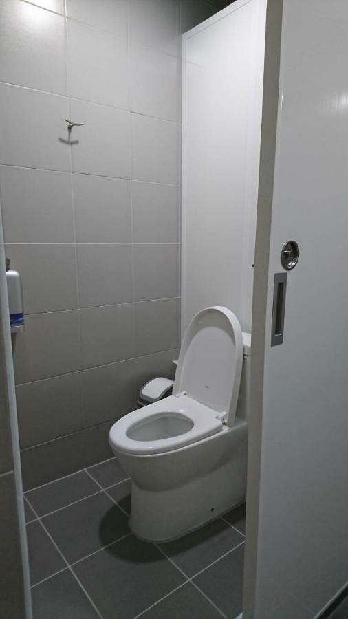 טאינאן Temple Side Hostel מראה חיצוני תמונה